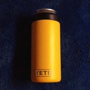 Yeti 12oz tumbler with (Secret Stash Can Included)